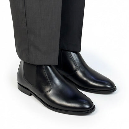 BLACK LEATHER CHELSEA